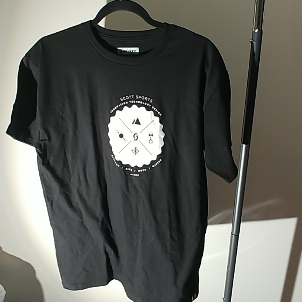 Medium Scott T-shirt